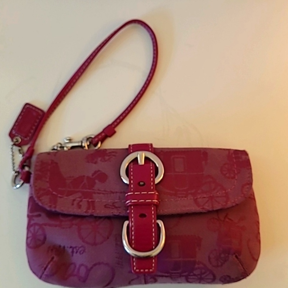 Vintage soho Coach wristlet